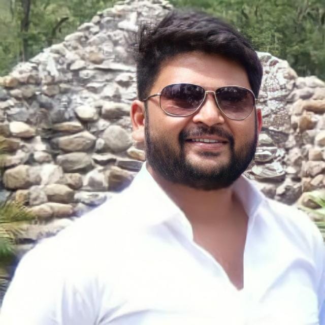 Dr Abhishek Anand